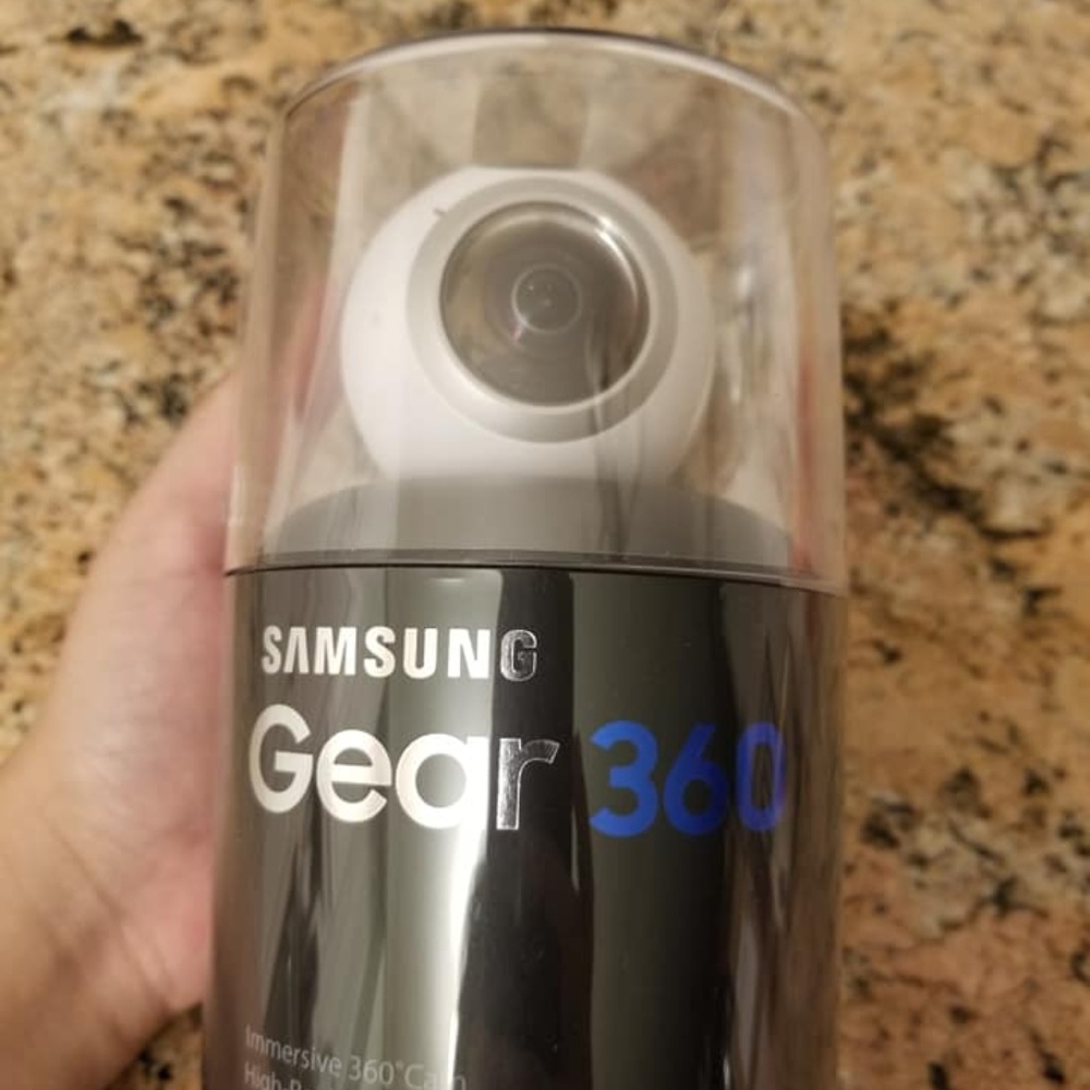 Samsung Gear 360 Degree Spherical Camera